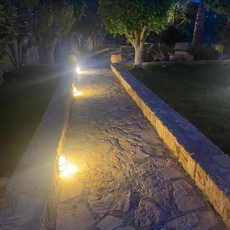 Pistachio Guesthouse, Παραδοσιακός Ξενώνας Vathí Eksteriør bilde